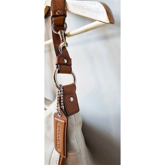 Y2K Coach Hamptons Large Ergo Soho Ivory Cream & Camel Leather Hobo Buckle Bag - Picture 13 of 16